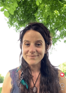 julie conte le pêcheur